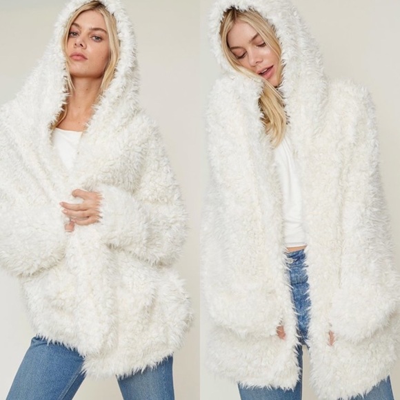 LAST 1️⃣ Soft & Fluffy Oversized Hoodie Coat - Picture 7 of 8